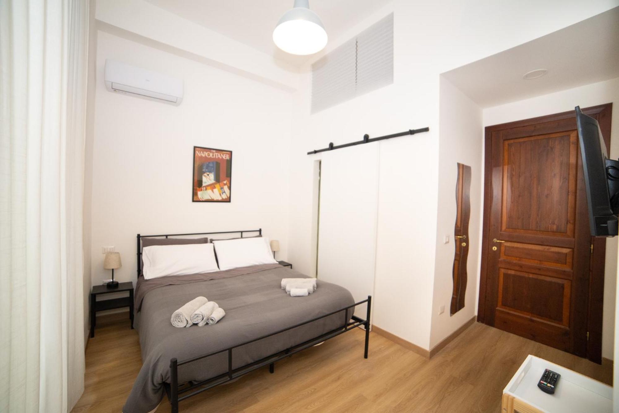 B&B 4Cella Napoli Ngoại thất bức ảnh